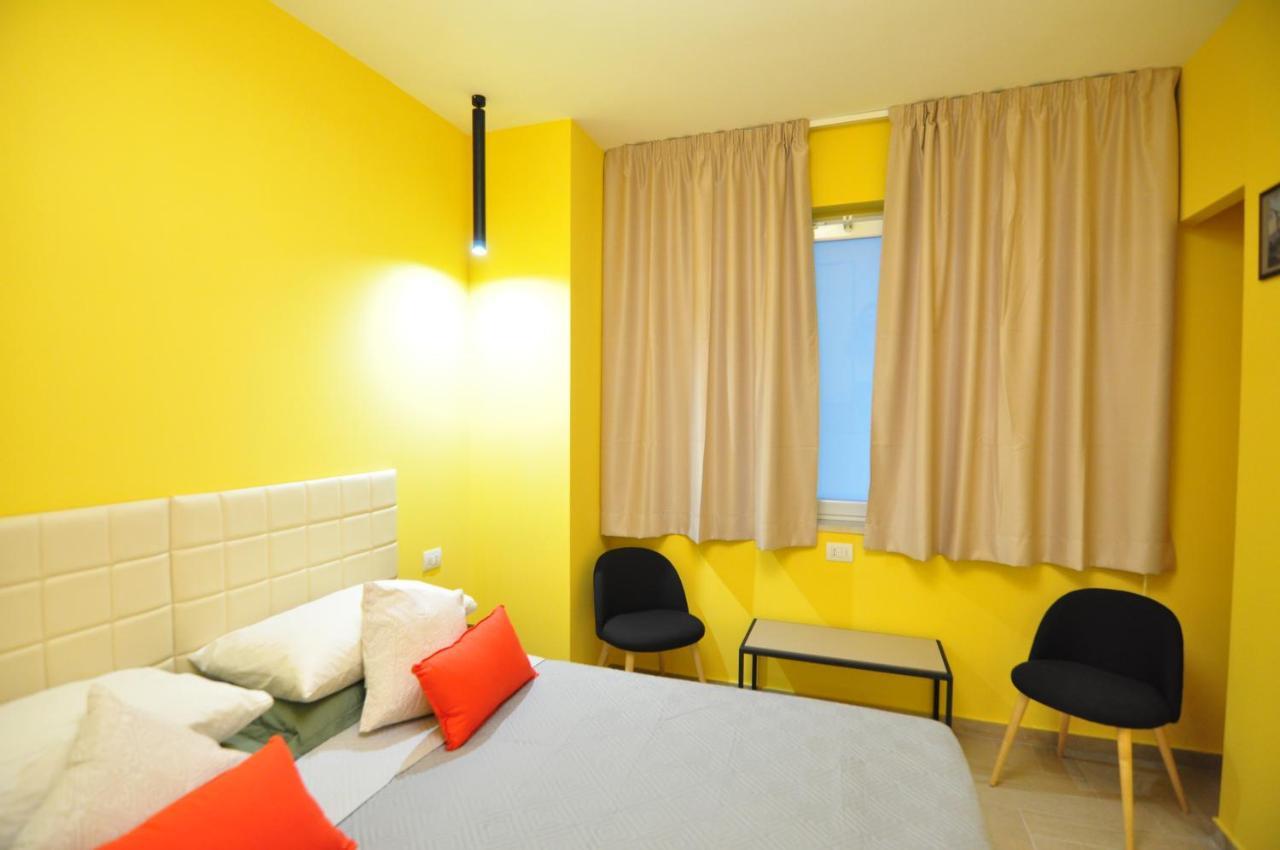 Delco Naples Bed & Breakfast Bagian luar foto