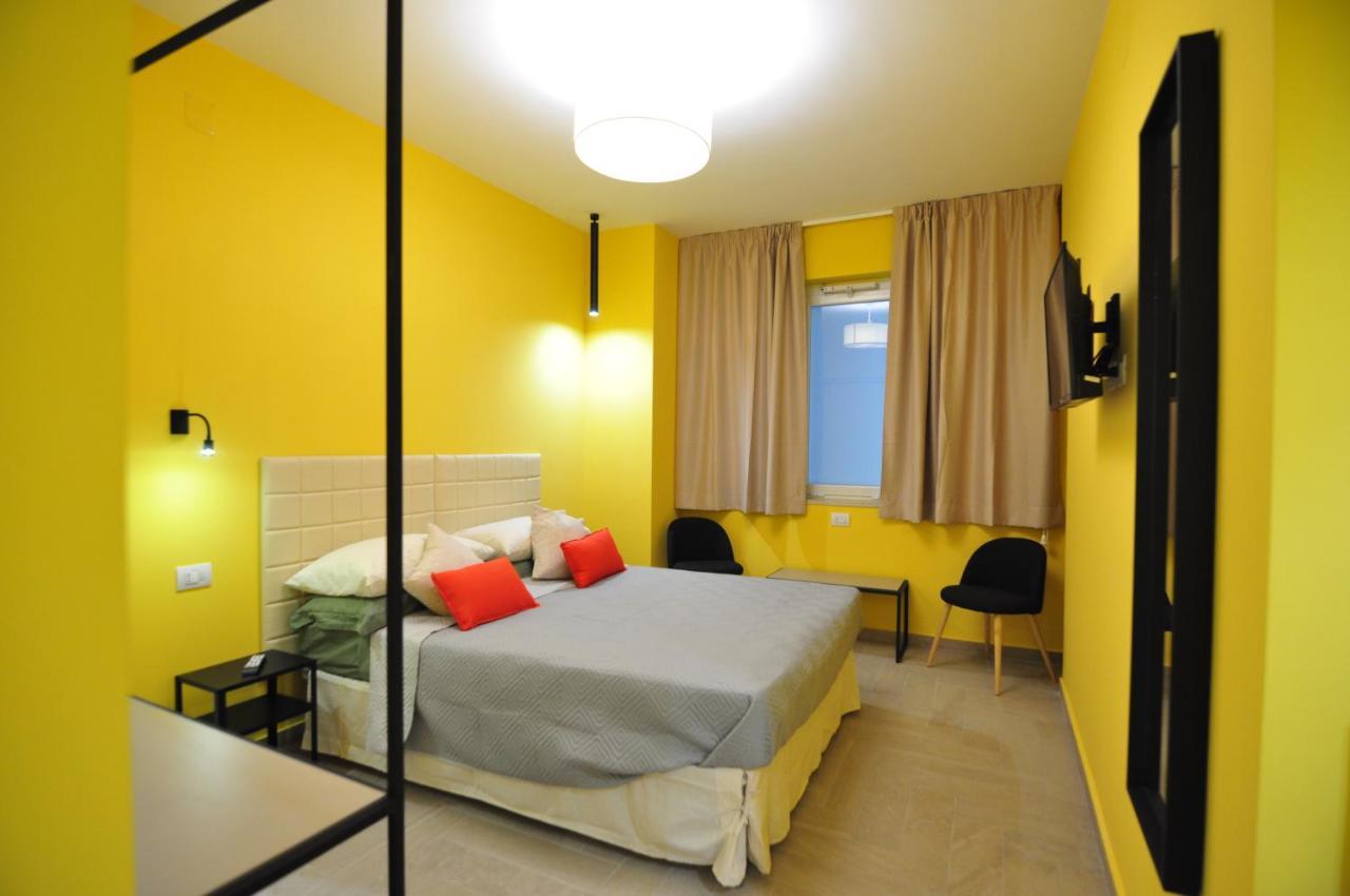 Delco Naples Bed & Breakfast Bagian luar foto