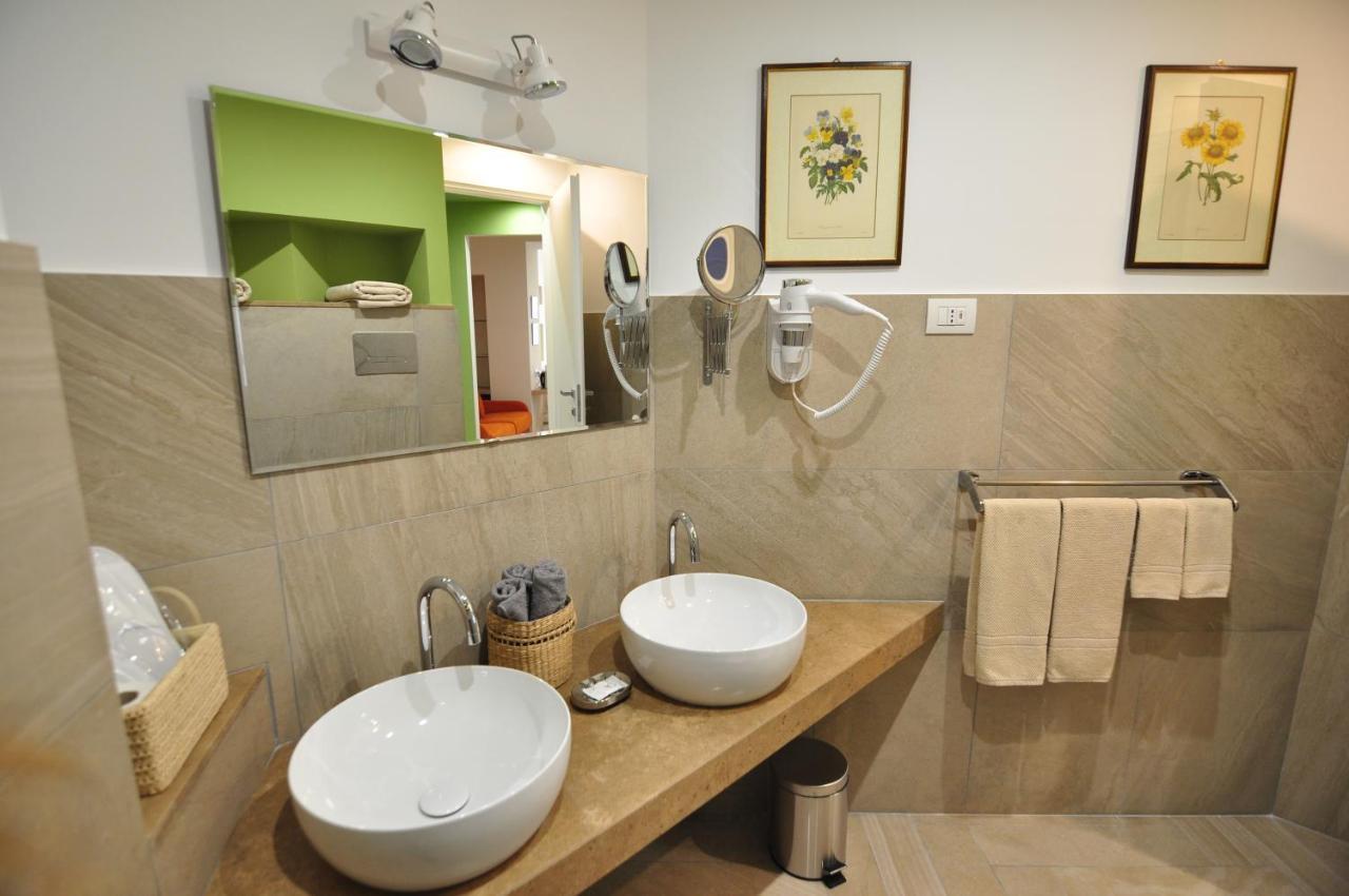 Delco Naples Bed & Breakfast Bagian luar foto
